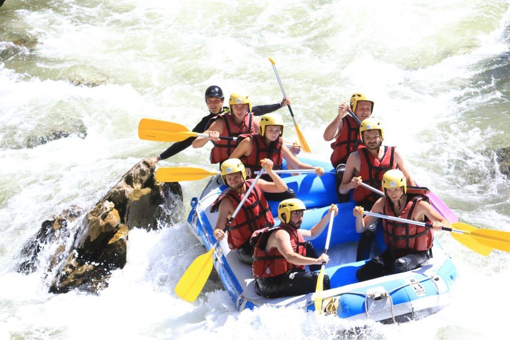 couverture activite pyrenees